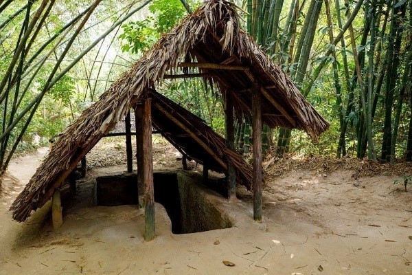SAIGON, DAY TRIP TO CAO DAI TEMPLE AND CU CHI TUNNELS
