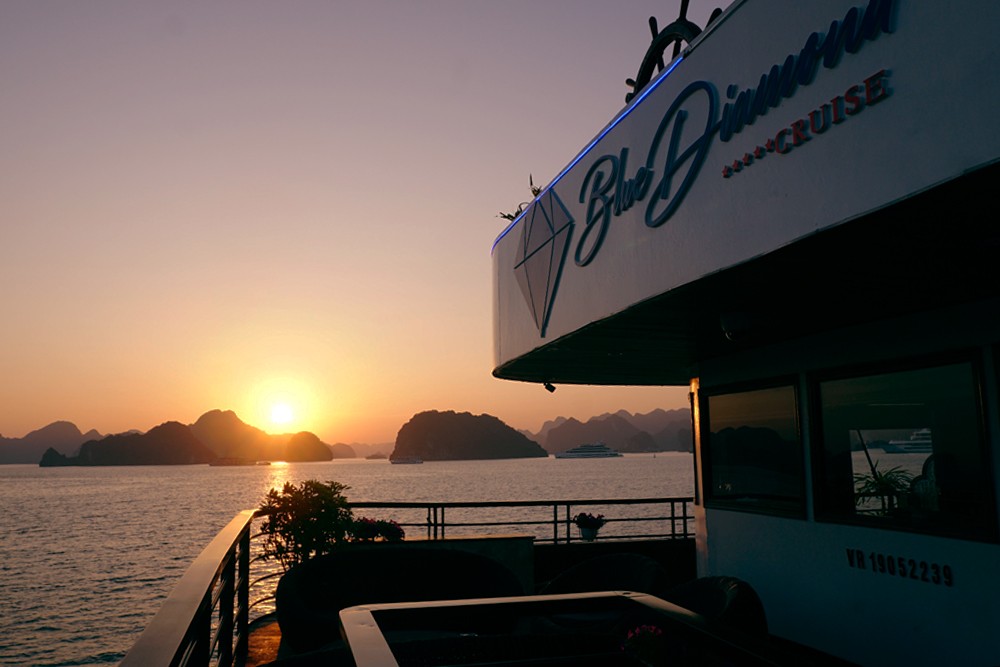 FROM HANOI TO LAN HA BAY-5 DAYS 4 NIGHTS