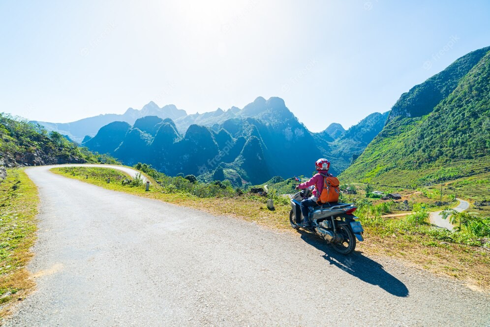 NORTHEAST VIETNAM MOTORBIKE