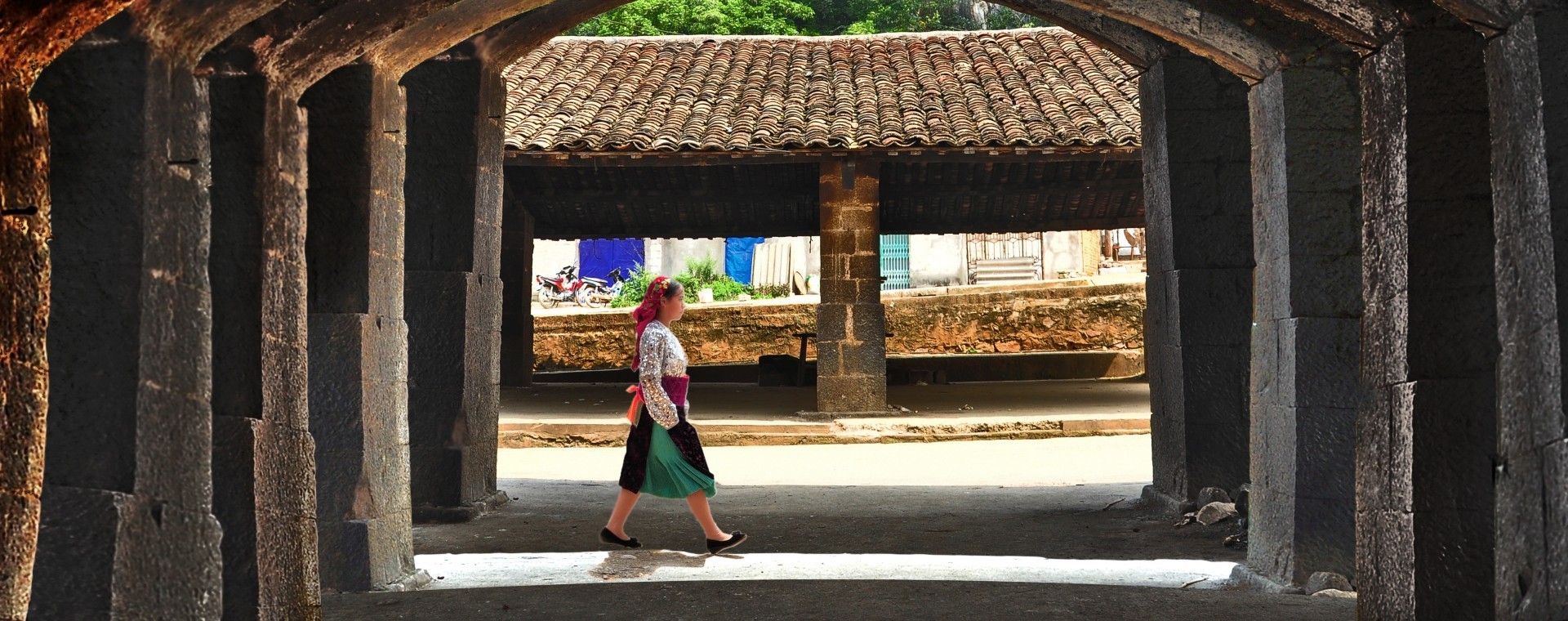 NORTHEAST VIETNAM MOTORBIKE